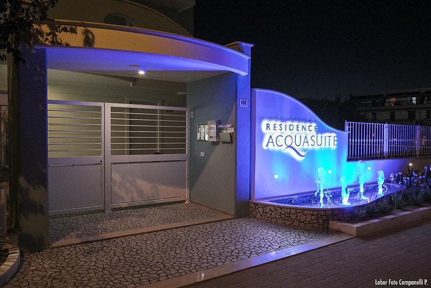 Residence Acquasuite Martinsicuro Eksteriør bilde