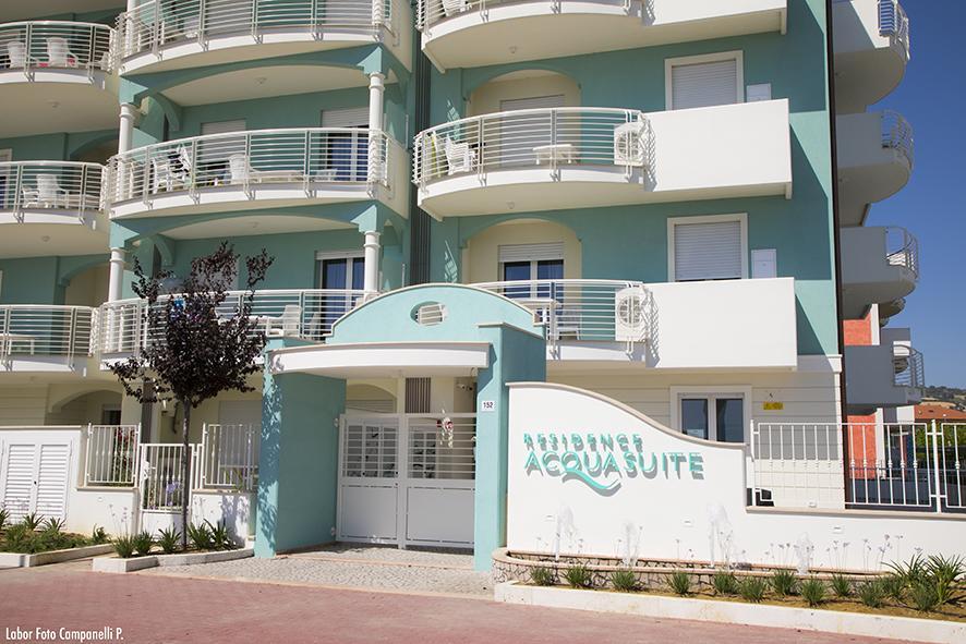 Residence Acquasuite Martinsicuro Eksteriør bilde